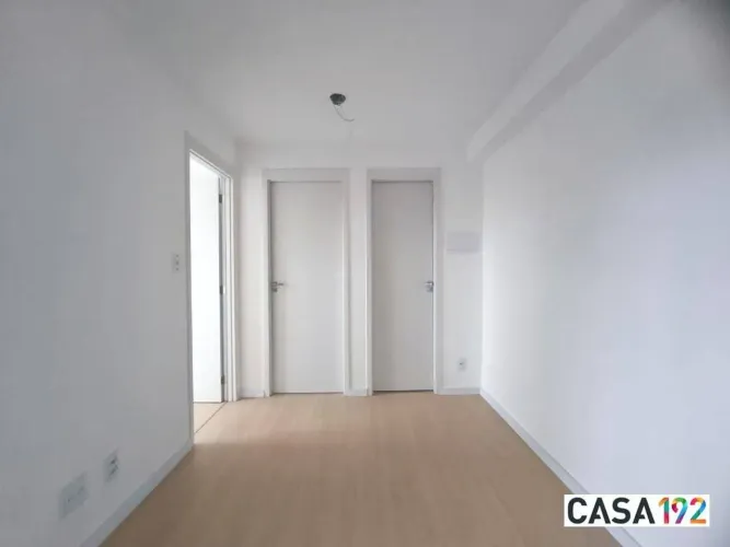 Apartamento com 2 dormitórios para alugar, 35 m² por R$ 3.245/mês - Jardim Aeroporto - São