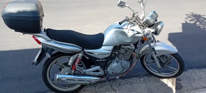Suzuki GSR 150i 2015