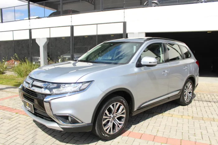Mitsubishi Outlander 2.0 16V 160cv Aut. 2016