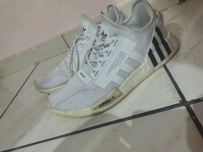 Tenis Adidas nmd r1 v2