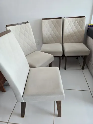 Cadeiras para mesa