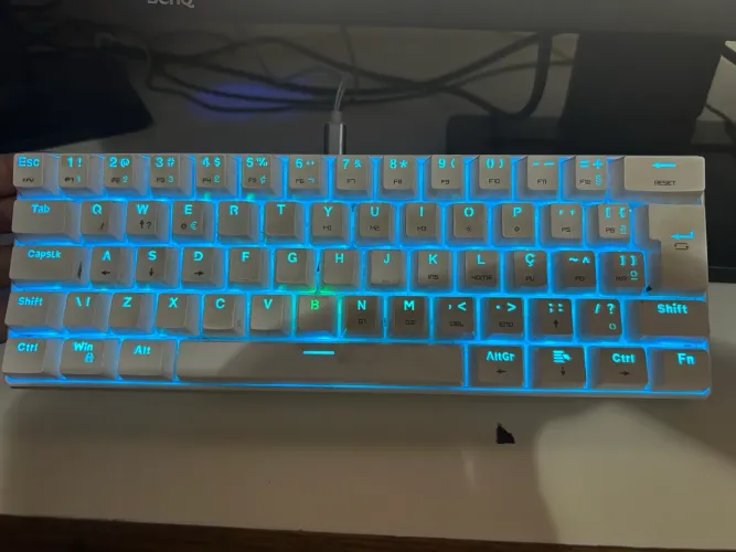 Teclado mecânico motospeed 60%