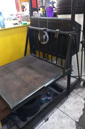 Elevador carga pequeno porte