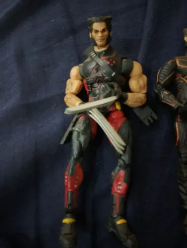 Wolverine Marvel Legends 