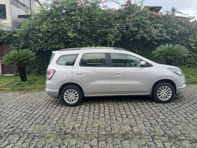Chevrolet Spin LT 1.8 8V Econo.flex 5P Mec. 2015