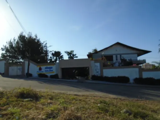CASA COMERCIAL - TRIPLEX - VICENTE PINZON - Rua Coronel Jose Aurelio Câmara, 552 - Aproxim
