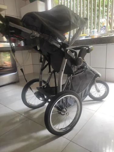 Carrinho de bebê baby trend dos US