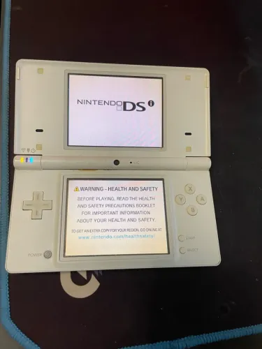 Nintendo DSi branco