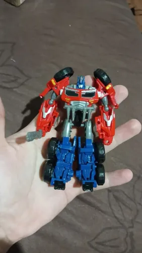 Transformers cyberverse optimus beast hunters