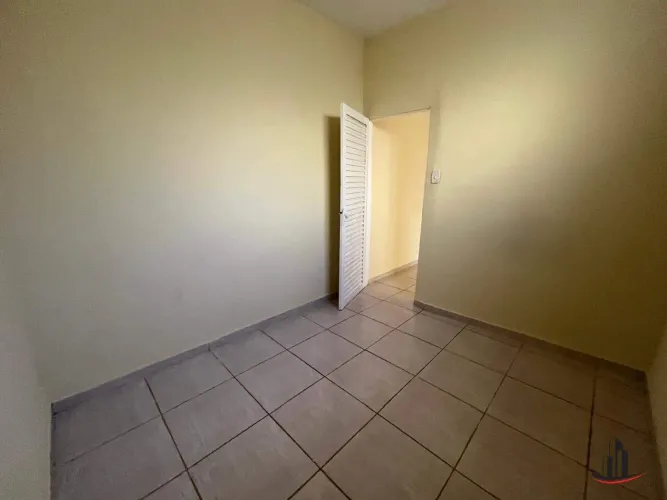 Casa para Locação no Bairro Vila Maria Helena | 02 Quartos