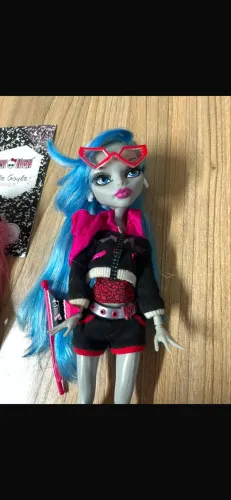 Ghoulia para marira