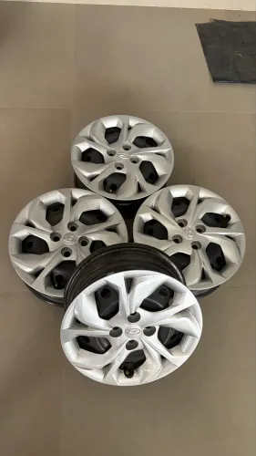 Rodas originais HB20