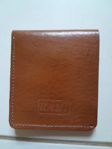 Kami Style 100# hand made Italian leather goods.
