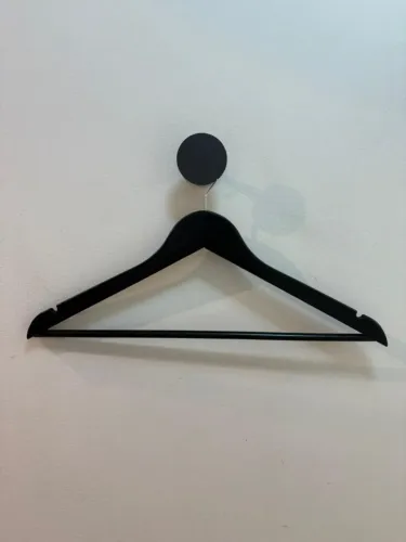 70 Unidades - Cabide Madeira Premium Preto