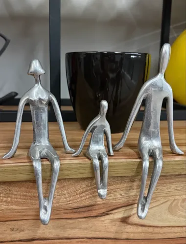 Escultura Decorativa Família - Pai, Mãe e Filho