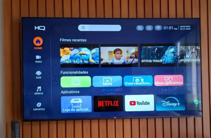 SMART TV 60POL4k  HQ ANDROID CONTROLE ORIGINAL E OS PÉS