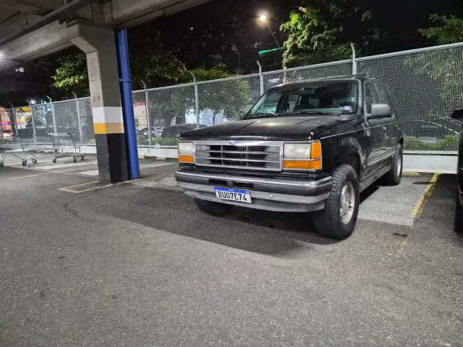Ford Explorer XLT 4X2 4.0 V6 1994