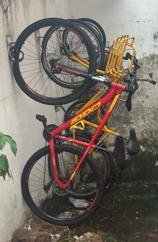 Mountain Bike 29" Oggi Hacker HDS 8v Freios Hidráulicos Quadro 15,5