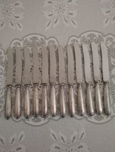 Kit de 12 Facas Antigas de Mesa - Estilo Clássico