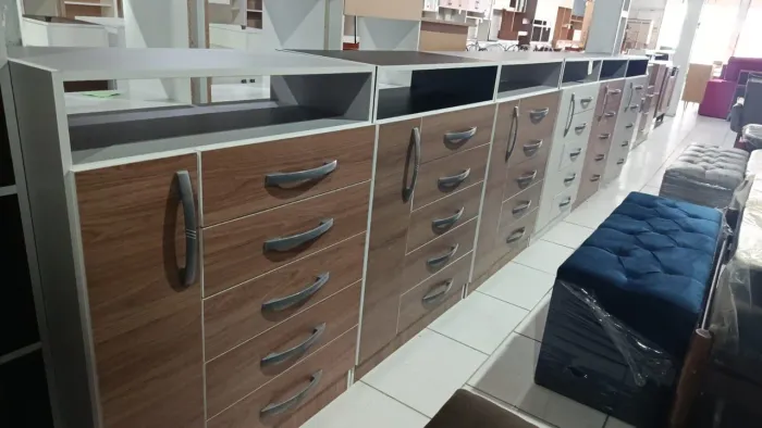 Cômoda nova montada