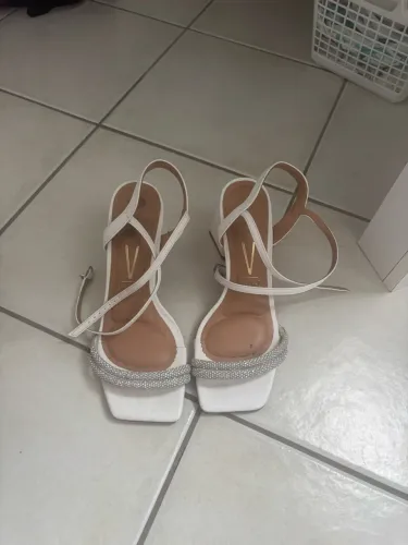 Salto Branco Vizzano com brilho 37