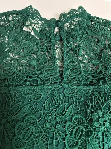 Vestido Curto Verde Musgo Renda Forever 21 - TAM P