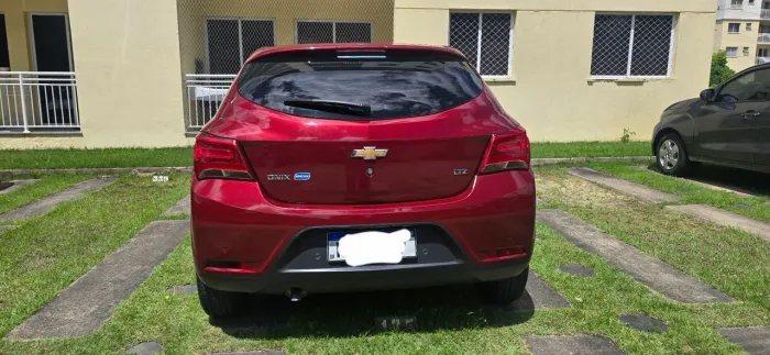 Chevrolet Onix Hatch LTZ 1.4 8V Flex Aut. 4P 2018