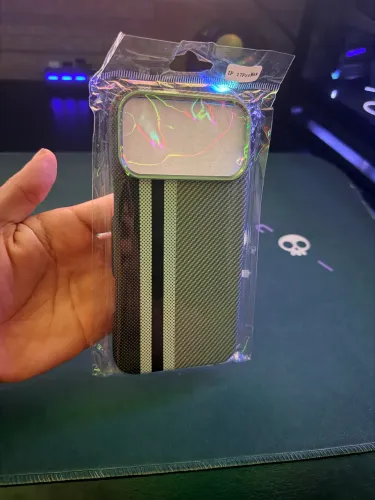 Capinha Premium Magnético 17 pro Max