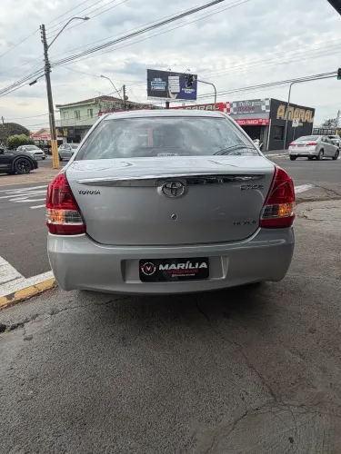 Toyota Etios XLS Sedan 1.5 Flex 16V 4P Mec. 2015