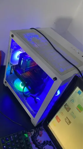PC GAMER + RYZEN 5 5600GT + RTX 2600