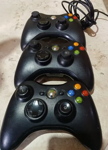 Lote 3 Controles Xbox 360 leia a descrição 