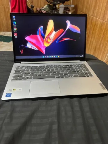Notebook Lenovo Zerado Bateria Boa 5Horas Com SSD 128GB Super Rápido