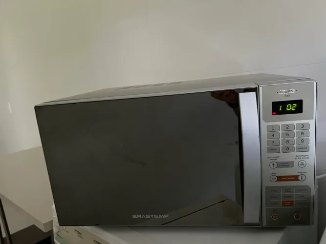 Microondas de Inox 38 Litros