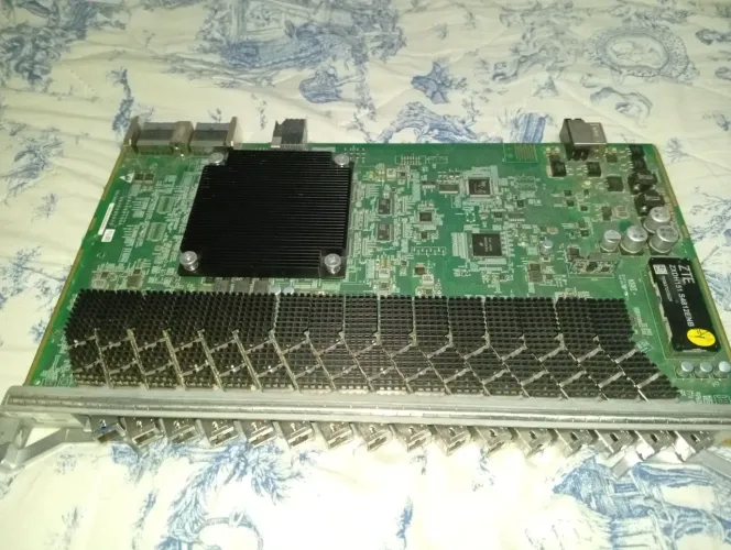 PLACA XGS-PON ZTE C600-650-620 COM 16GBICS MULTIPRO