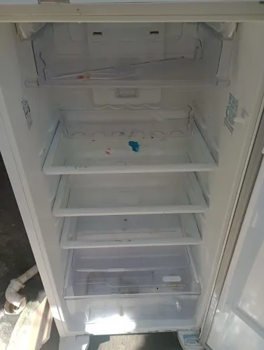 Vendo geladeira usada 