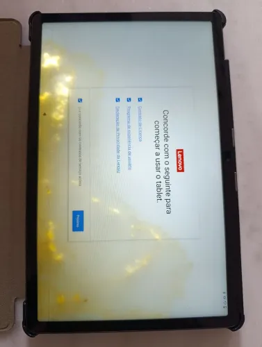 Tablet Lenovo P11 usado.