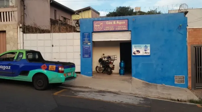 Vendo depósito de água e gás