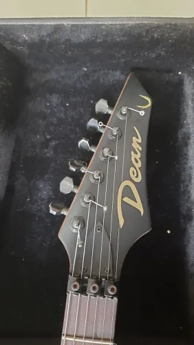 Guitarra Dean