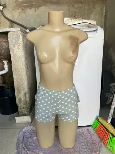 Manequim meio corpo