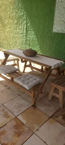 Mesa que vira banco
