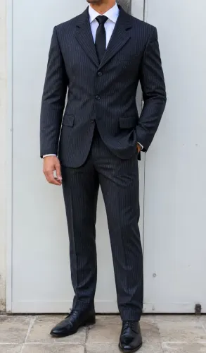 Terno masculino risca de giz