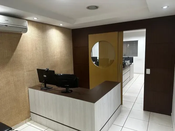 Oportunidade única: Sala comercial pronta para o seu negócio, em frente ao Royal Plaza