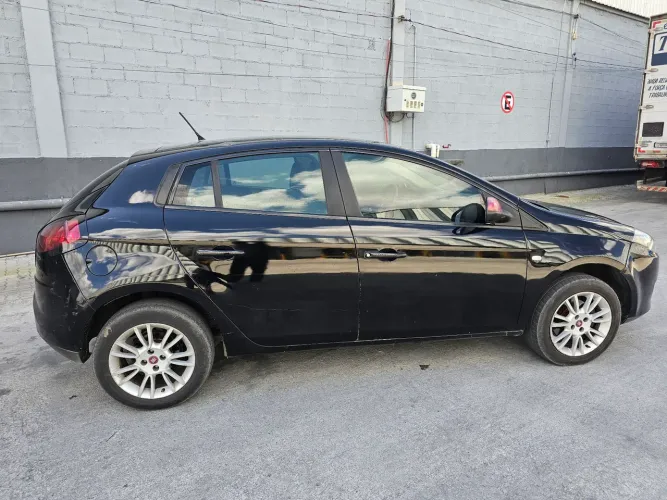 Fiat Bravo Essence 1.8 Flex 16V 5P 2012