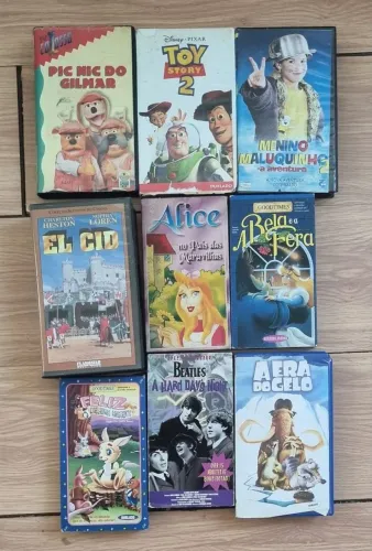 Vhs diversos a 5 reais cada