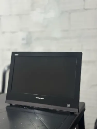 All in one  Lenovo ThinkCentre E73z
