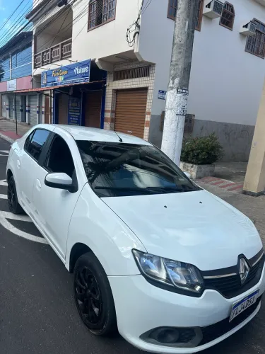 Renault Logan Expression Hi-flex 1.6 8V 4P 2014