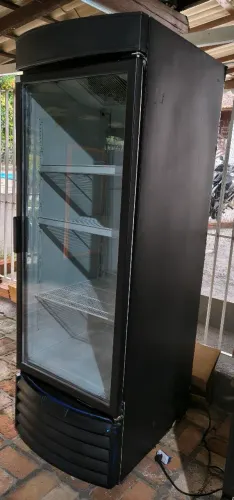 Cervejeira. Entrego/ Aceito cartão!