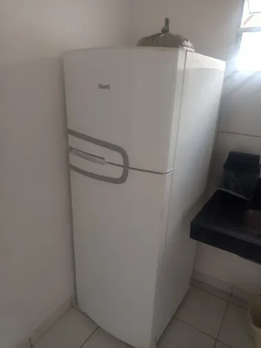 Vendo geladeira Consul fros free