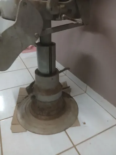 Cadeira de dentista antiga 