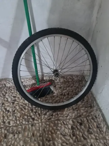 2 pneu de aro 26